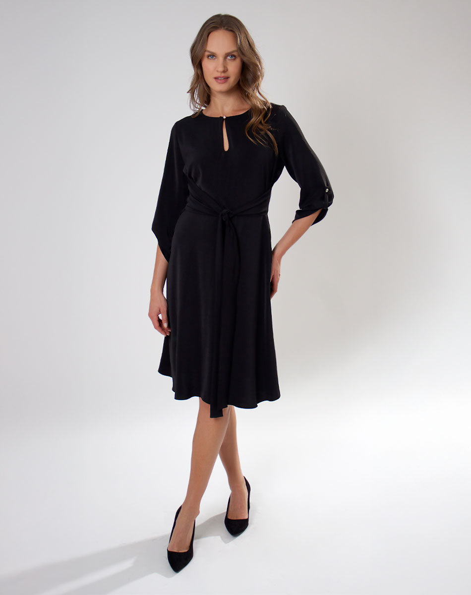 Vestido con Escote Redondo