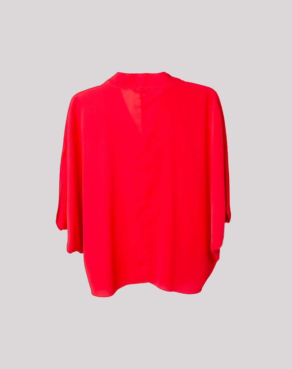 Blusa Tipo Capa