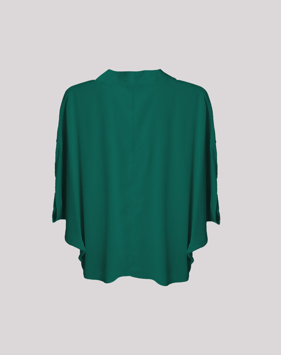 Blusa Tipo Capa