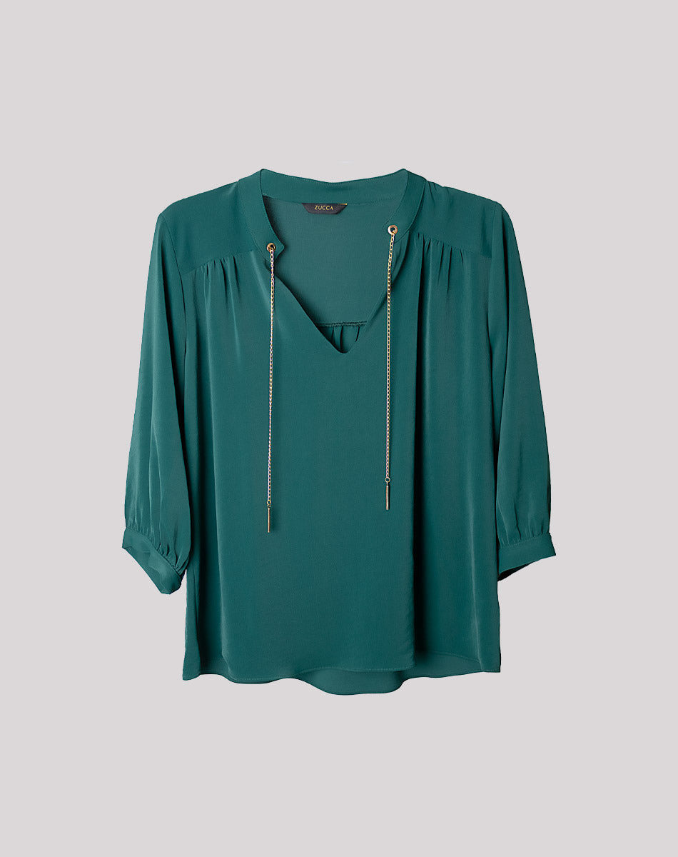 Blusa con Cadena en Cuello