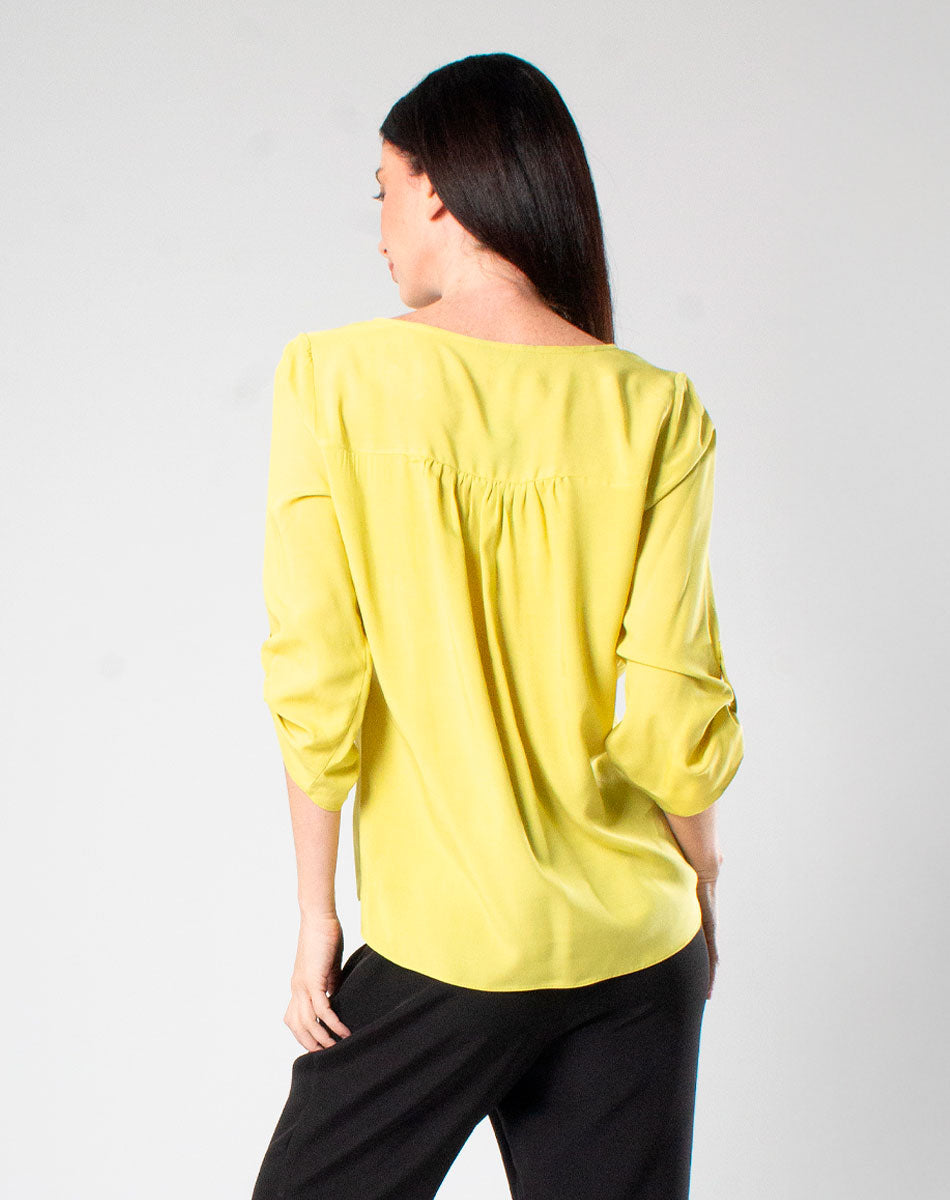 Blusa con Escote V