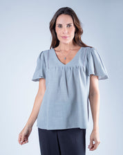 Blusa Tradicional Escote V