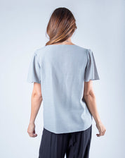 Blusa Tradicional Escote V