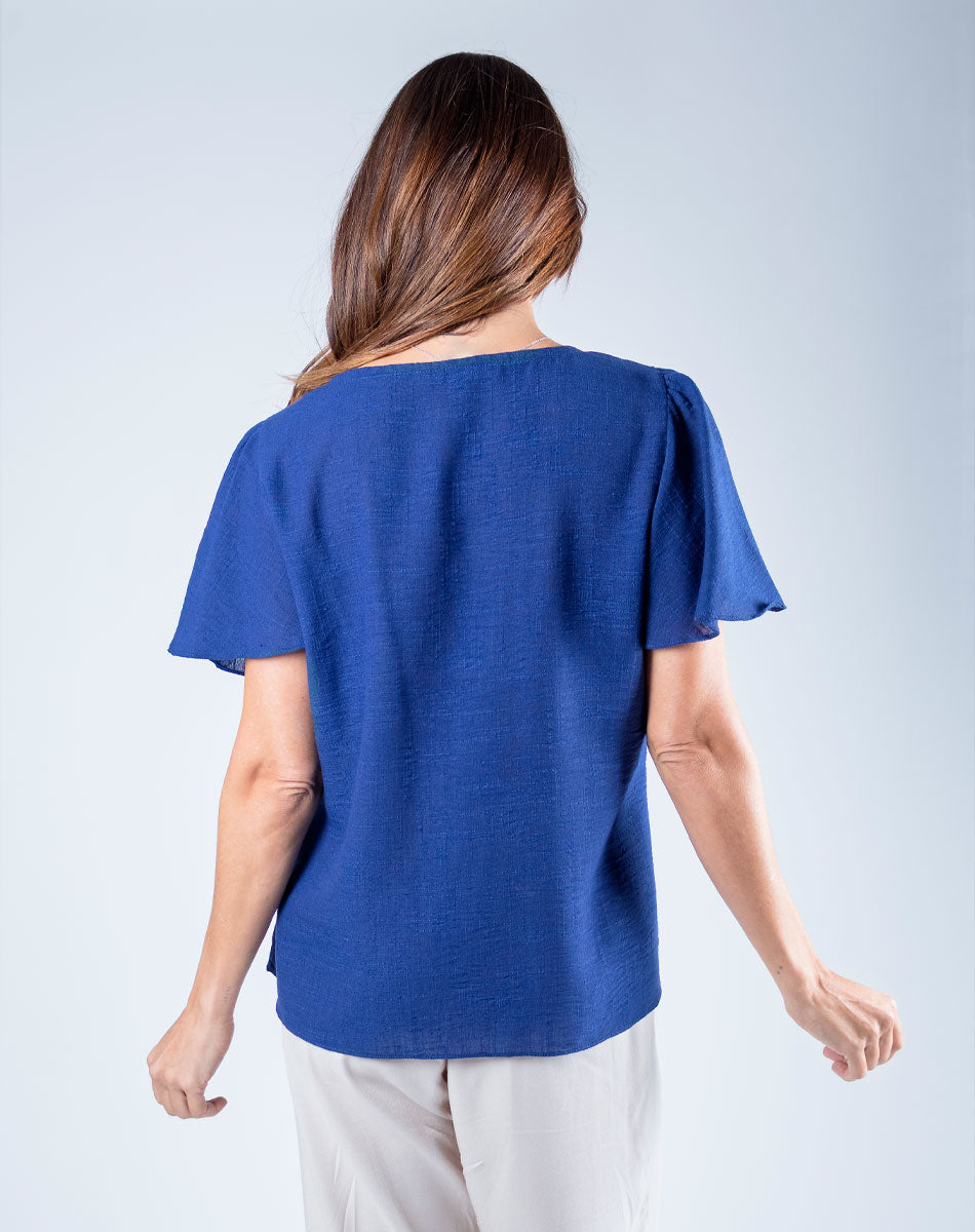 Blusa Tradicional Escote V