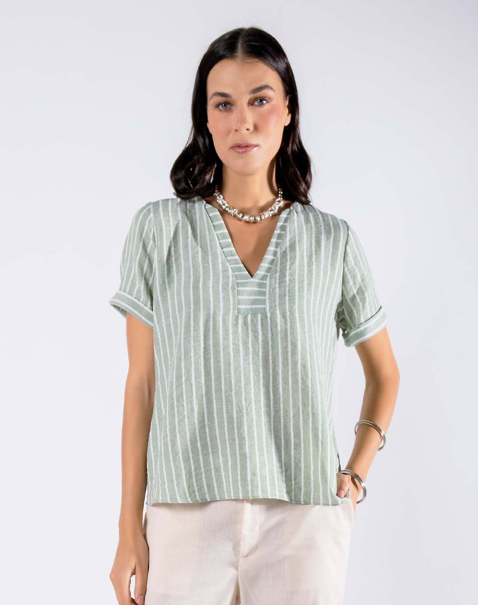 Blusa con Escote V
