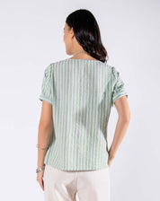 Blusa con Escote V