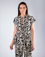 Blusa con Estampado Cuello Mao