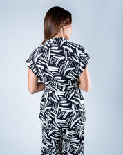 Blusa con Estampado Cuello Mao