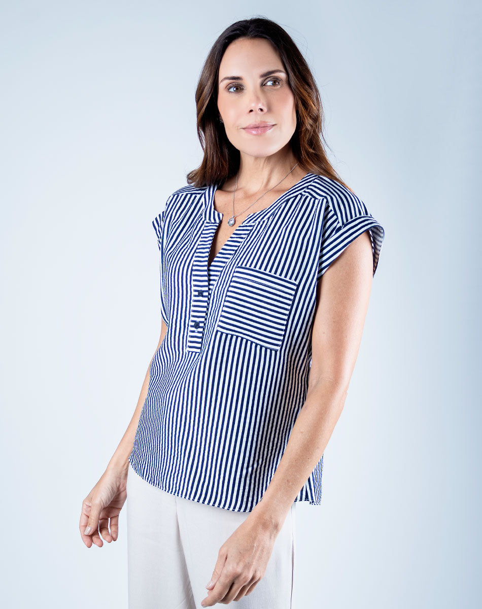 Blusa Ligera Cuello Mao