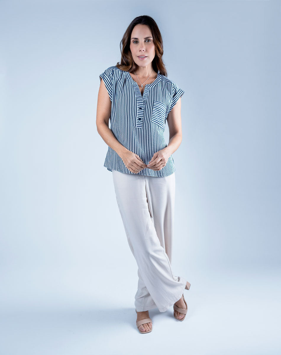 Blusa Ligera Cuello Mao