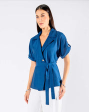 Blusa con Escote Solapa