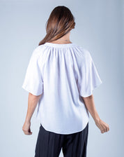 Blusa Clásica Cuello Mao