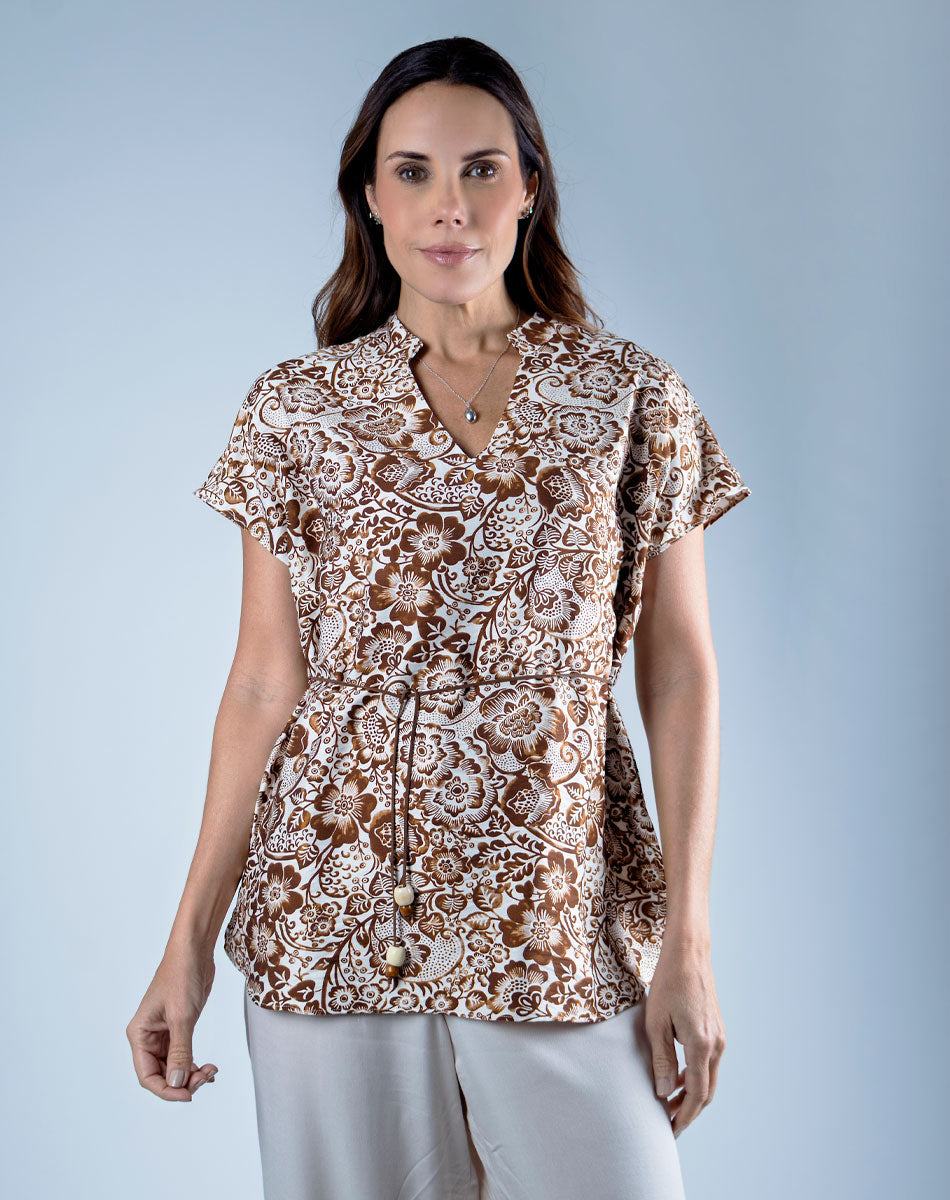 Blusa Cuello Mao Floral