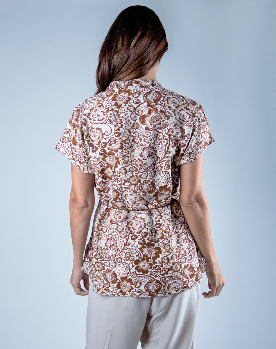 Blusa Cuello Mao Floral