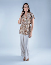 Blusa Cuello Mao Floral