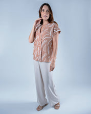 Blusa Escote V con Estampado