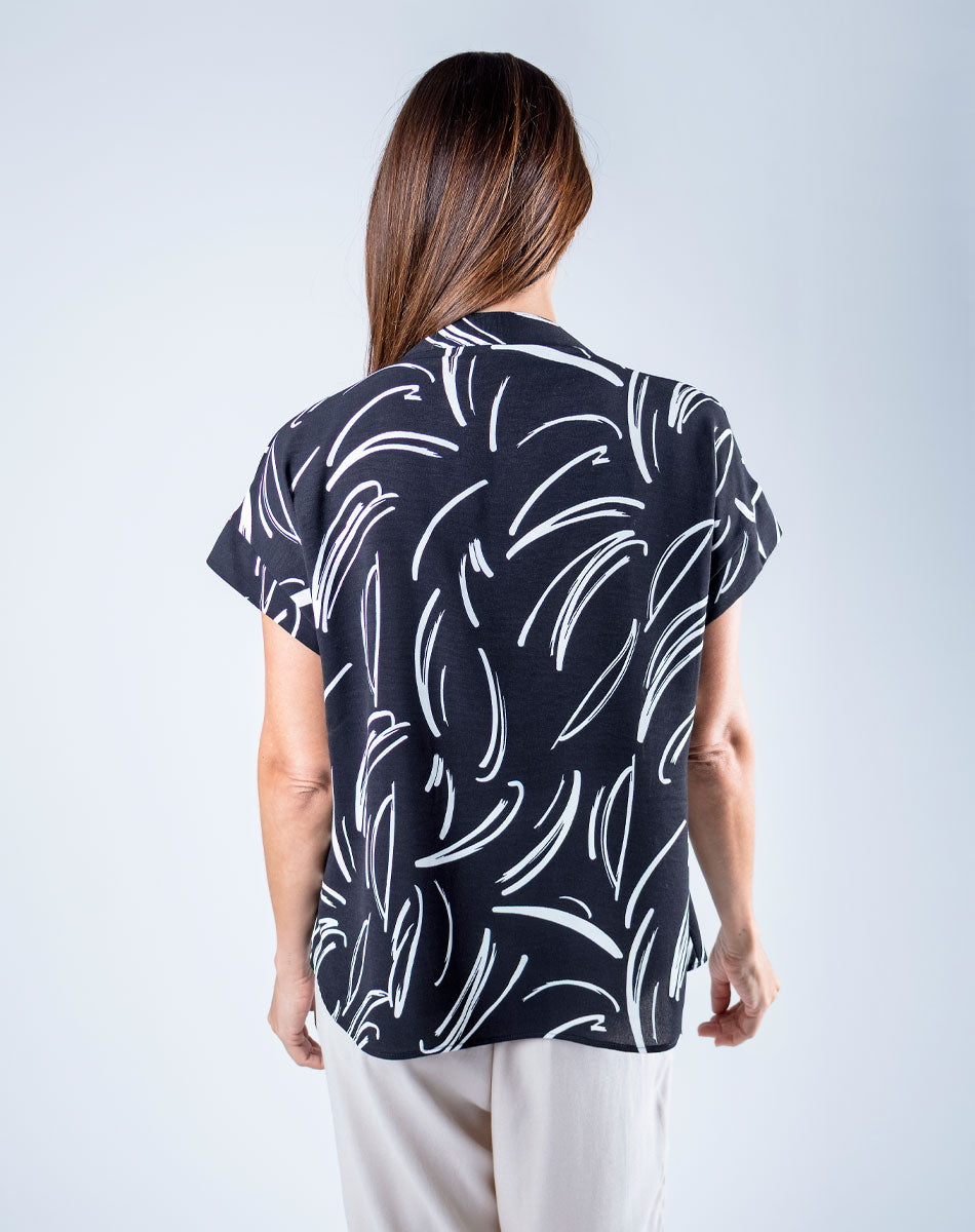Blusa Escote V con Estampado