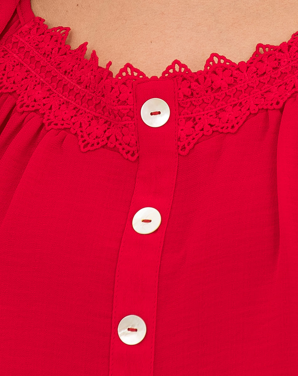 Blusa Con Cuello Redondo