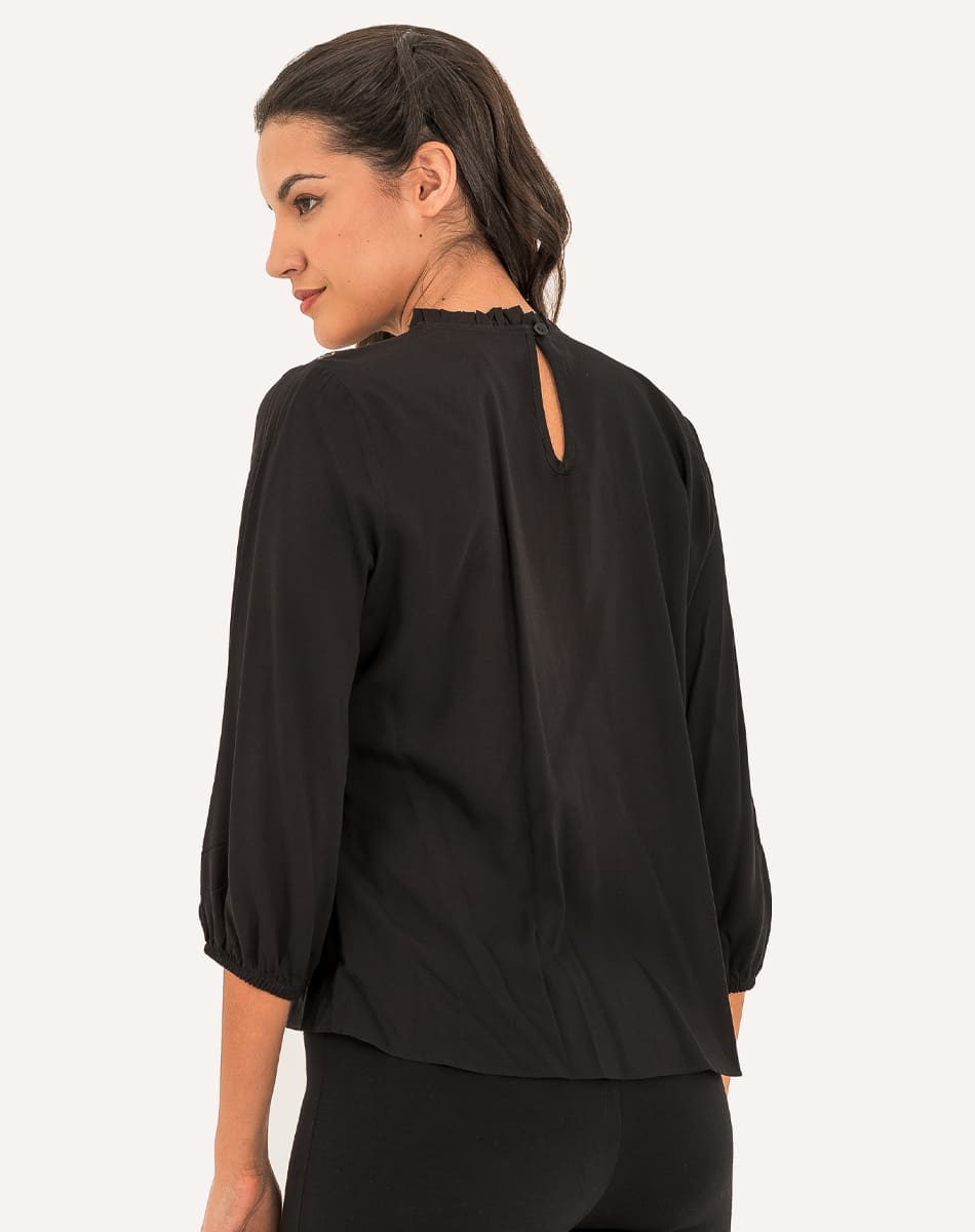 Blusa Con Cuello Redondo