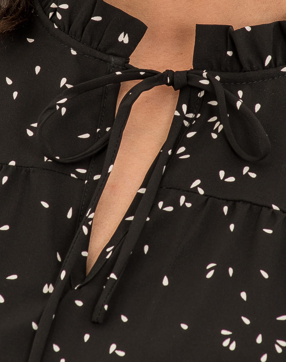 Blusa Con Amarre